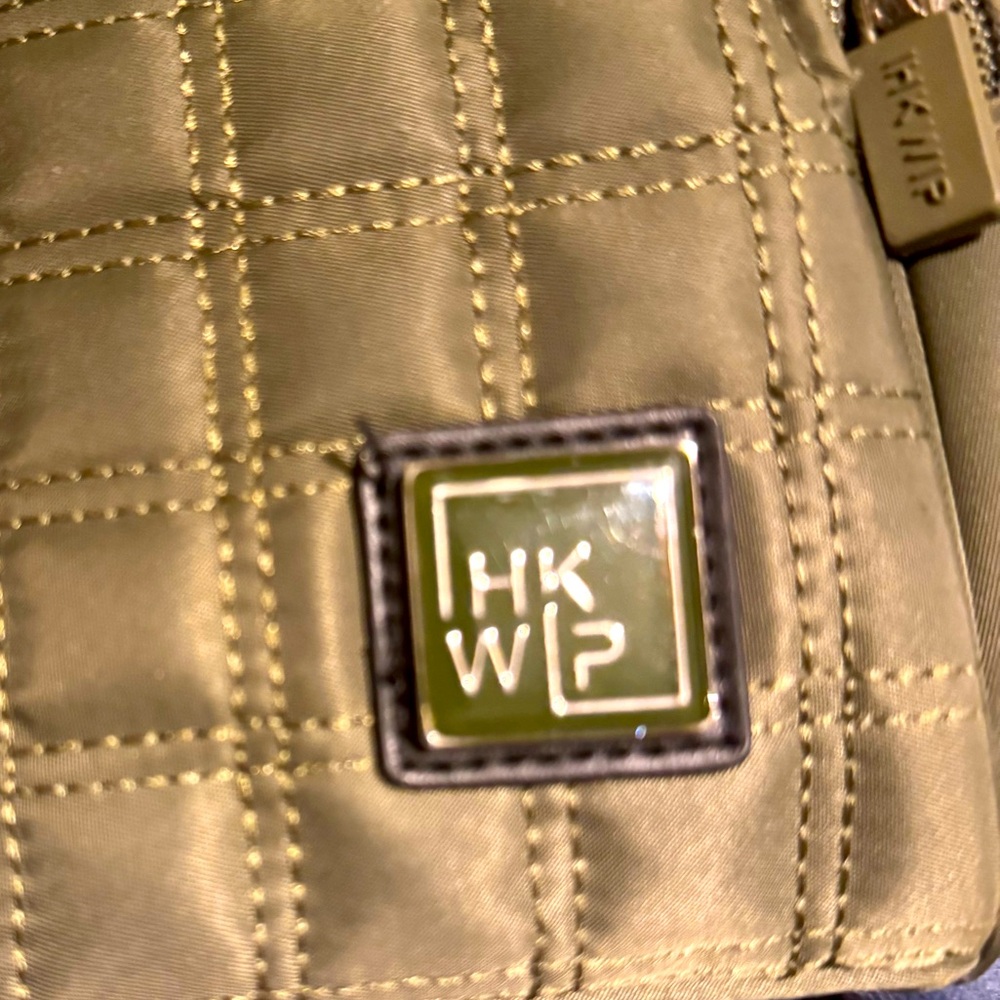 HKWIP Purse - Picture 2 of 2